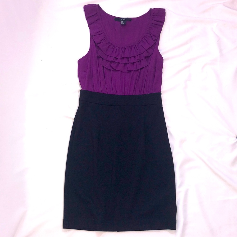 Pencil dress with ruffles